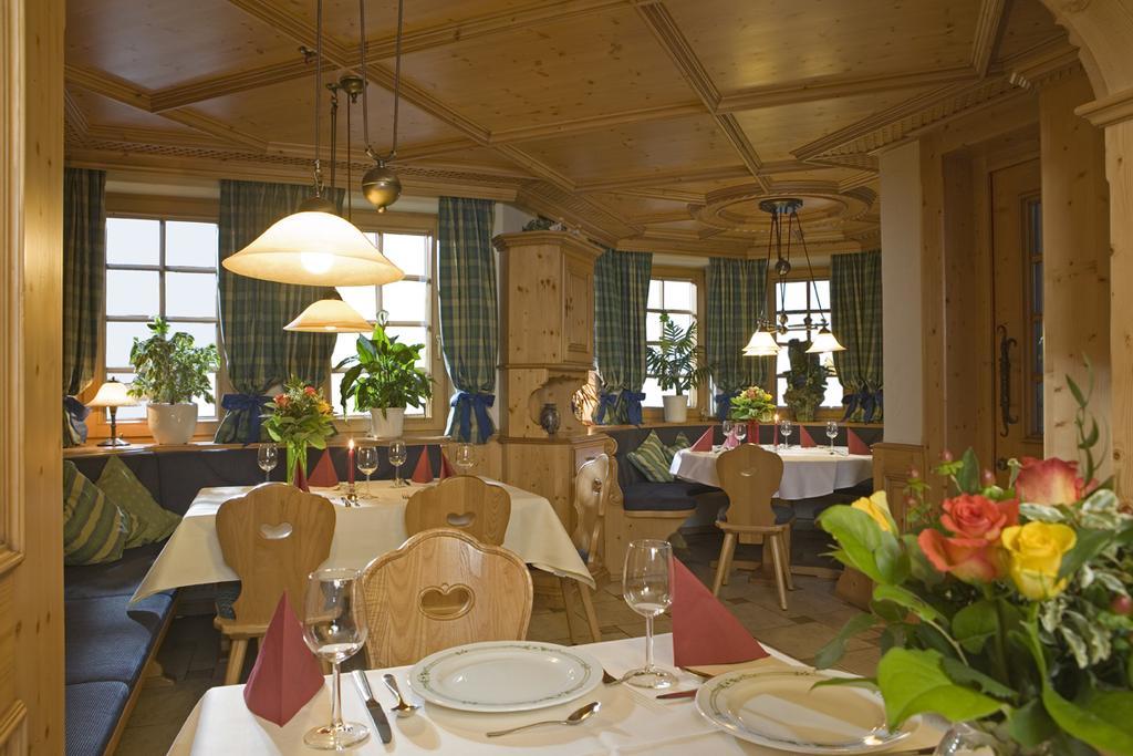 Gasthof Zur Burg Ewattingen Bagian luar foto